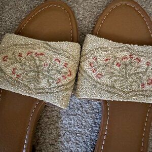 Marea Flora Embellished Flat Sz 10 (Like New!)